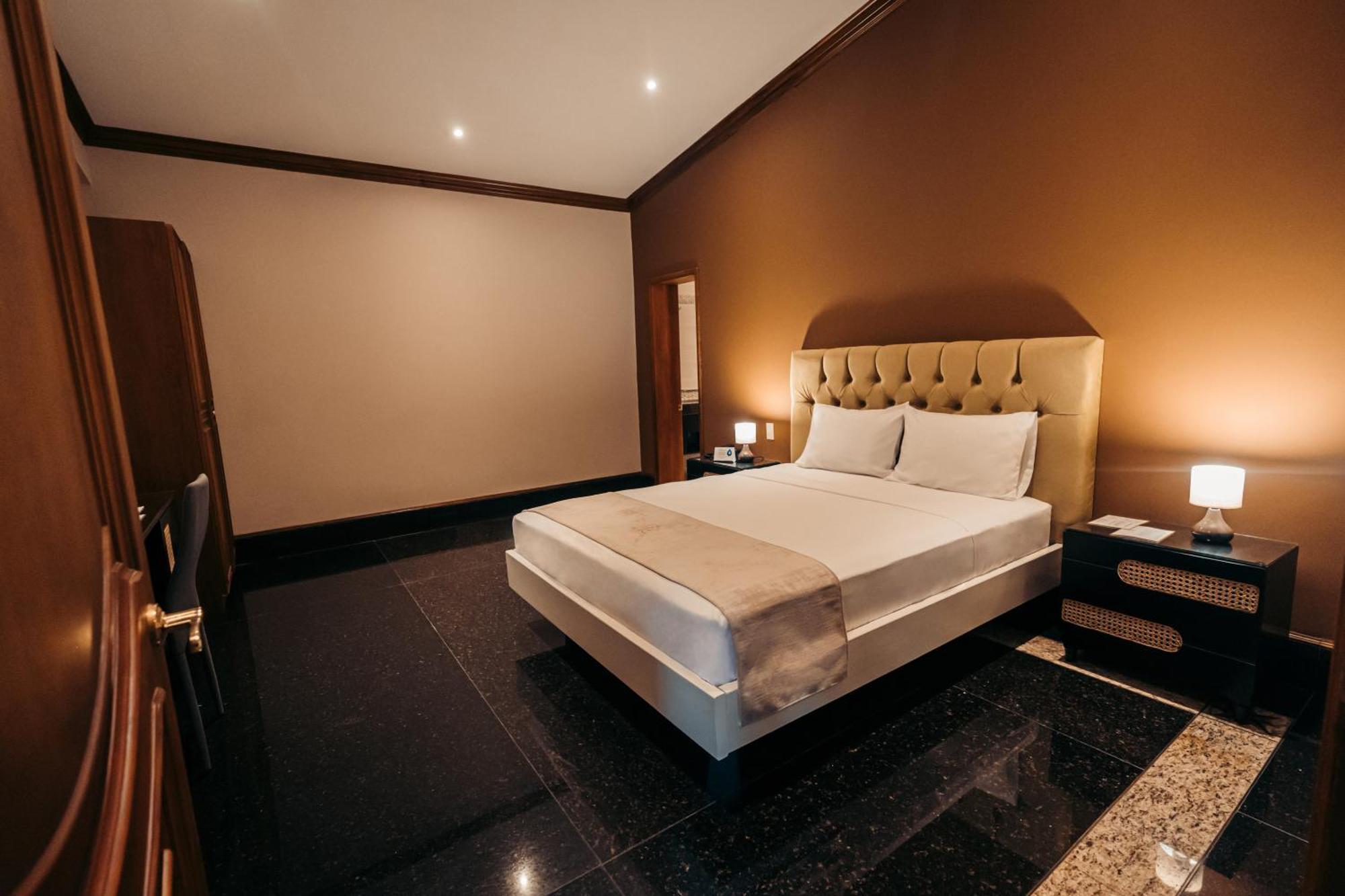 Luxva Hotel Boutique Guayaquil Exterior photo